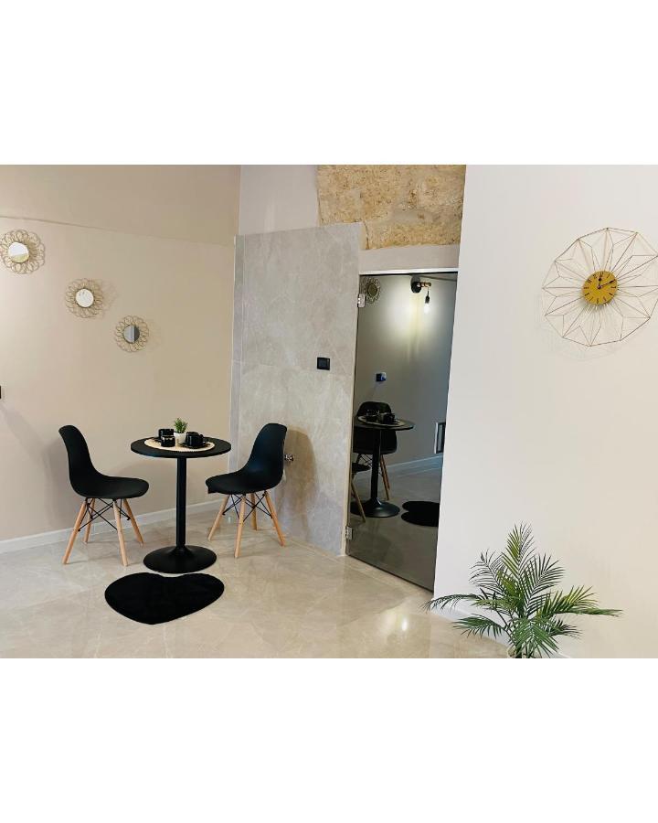 Suite Whiteflower Бари Екстериор снимка
